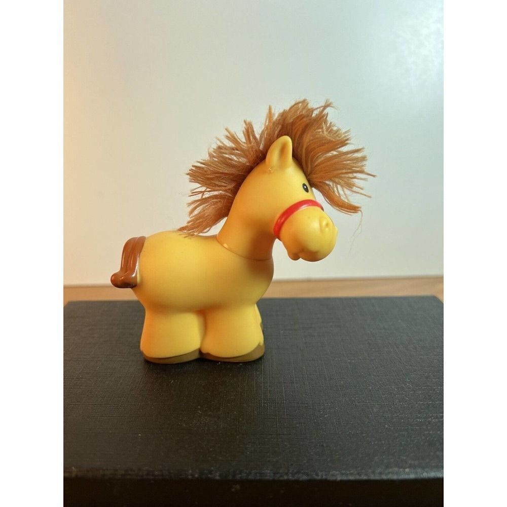 Fisher Price - Little People - Horse With Yarn Mane